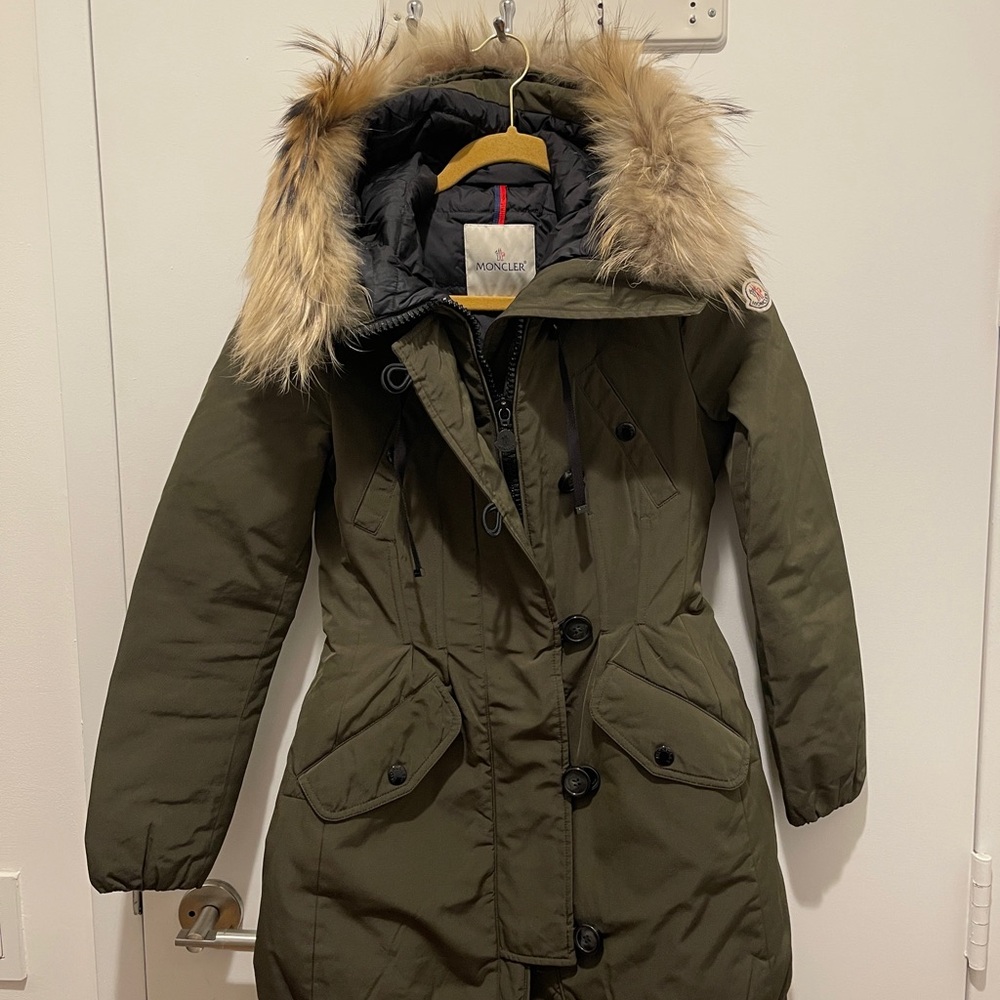Women's MONCLER Arrious Down Puffer Jacket Parka Coat hood with real fur Size 0